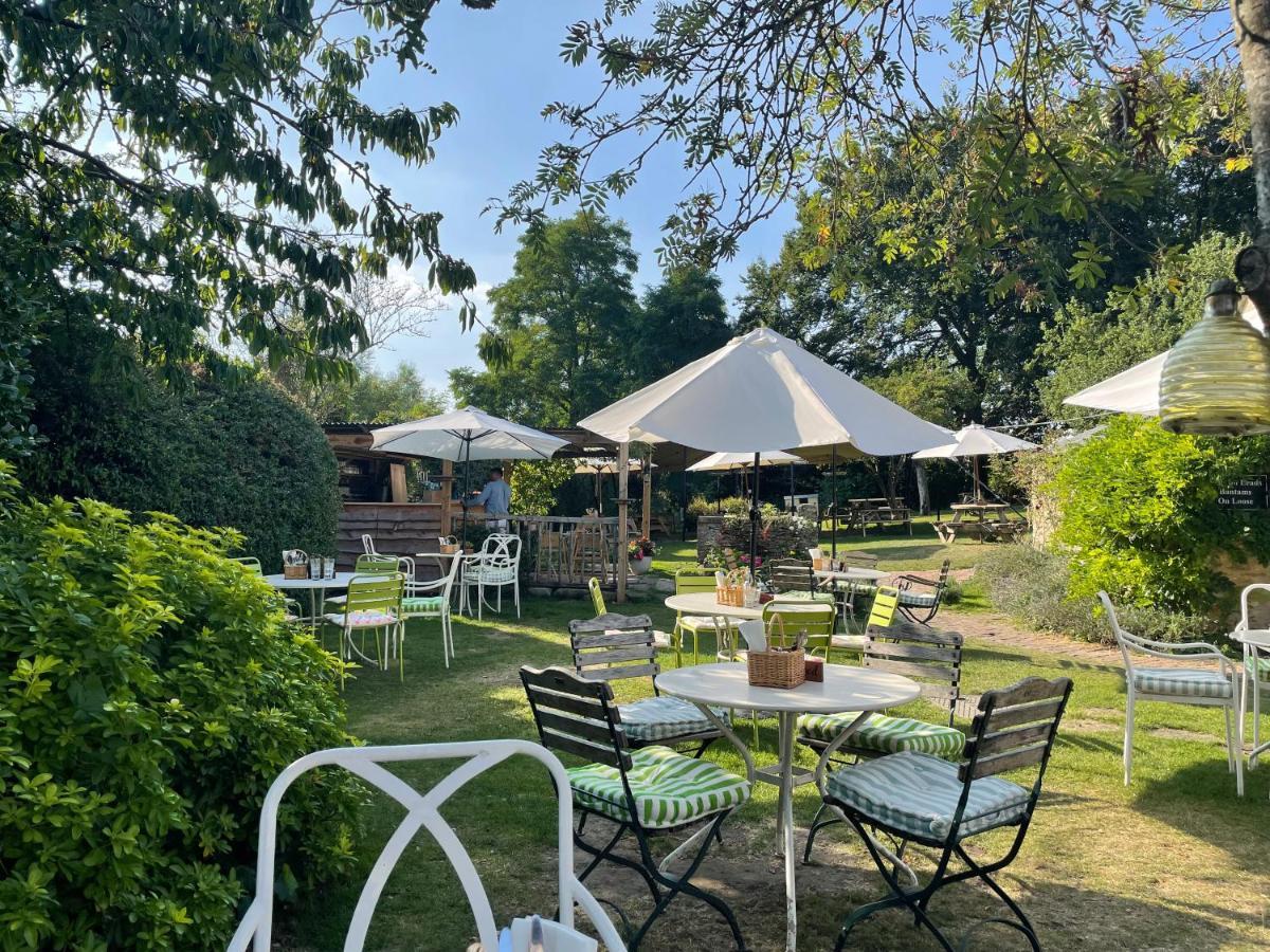 The Swan Inn Swinbrook Берфорд Экстерьер фото