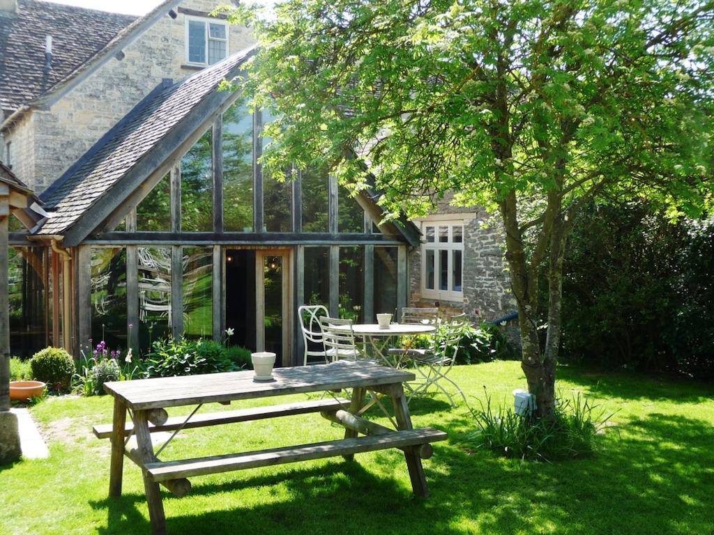 The Swan Inn Swinbrook Берфорд Экстерьер фото